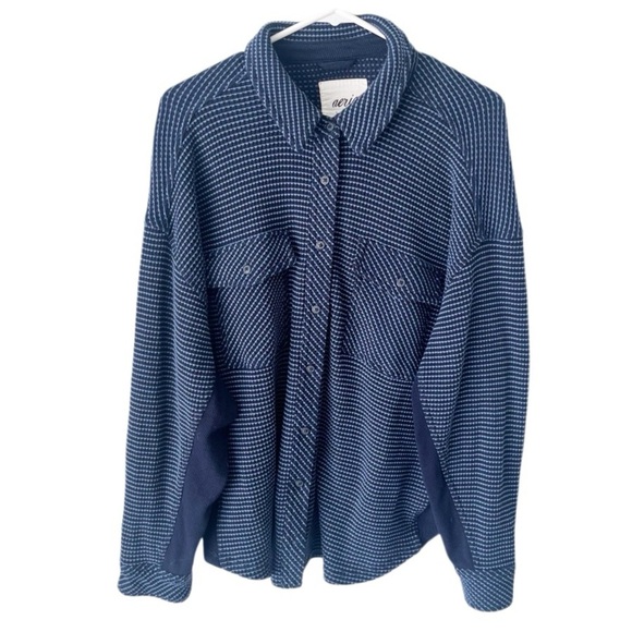 American Eagle Top Women's Medium LumberJane Waffle Shirt Blue Button Thermal - Picture 2 of 9